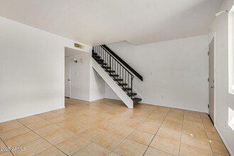 1052 S San Jose in Mesa, AZ - Building Photo - Building Photo