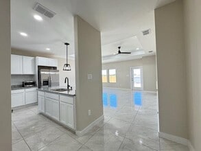 6702 El Freno Ln in Laredo, TX - Building Photo - Building Photo