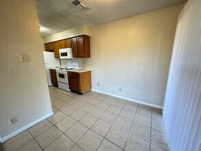 1701 Cedarview Cir in Killeen, TX - Building Photo - Building Photo