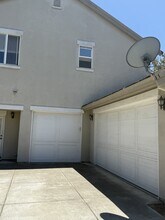 855 Old Oak Rd in Livermore, CA - Building Photo - Building Photo