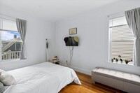 7 Hallam St, Unit 1 in Boston, MA - Building Photo - Building Photo