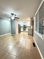 1379 Nye St in Charleston, SC - Building Photo