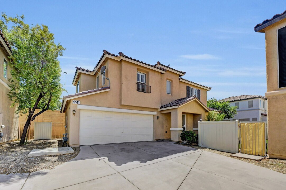 9141 Spoonbill Ridge Pl in Las Vegas, NV - Foto de edificio