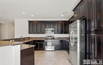 10772 Ridgebrook Dr in Reno, NV - Foto de edificio - Building Photo