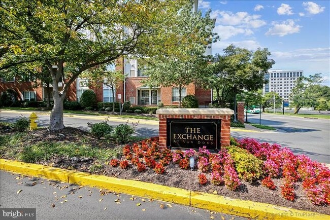 property at 4860 Eisenhower Ave