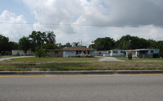 King Street Mobile Home Community Apartments