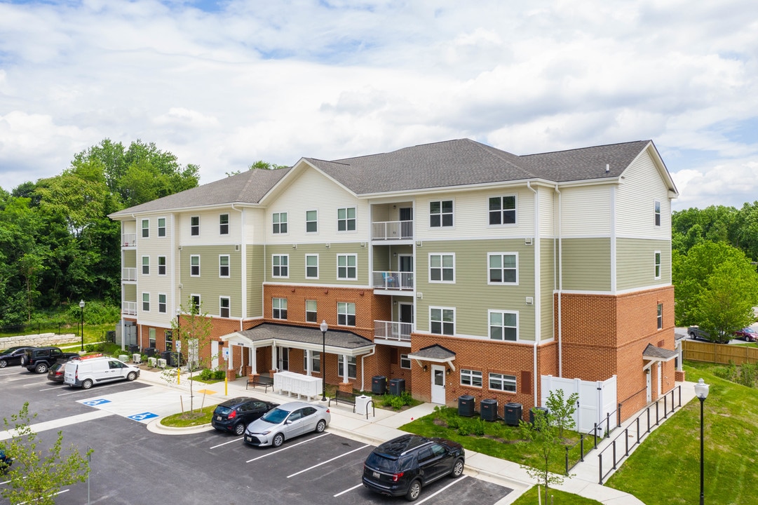 Woodfield Commons in Damascus, MD - Building Photo