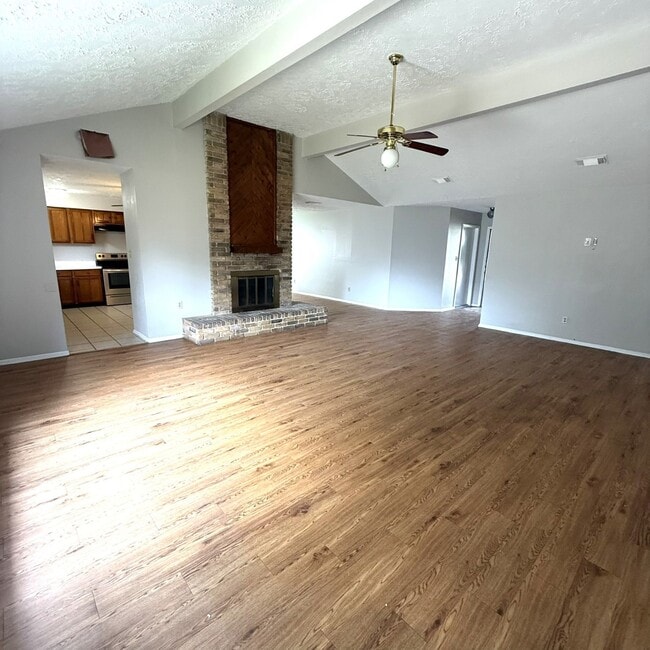 13611 Splintered Oak Dr