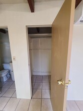 2924 N Estrella Ave-Unit -Estrella2924-B in Tucson, AZ - Building Photo - Building Photo