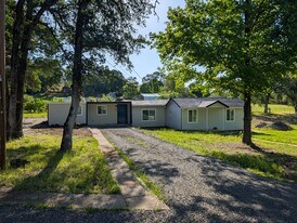 95 Arbol Ave in Oroville, CA - Building Photo