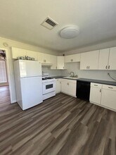 6106 NW Ash Ave in Lawton, OK - Building Photo - Building Photo