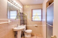 1517 Ann Arbor Dr photo'