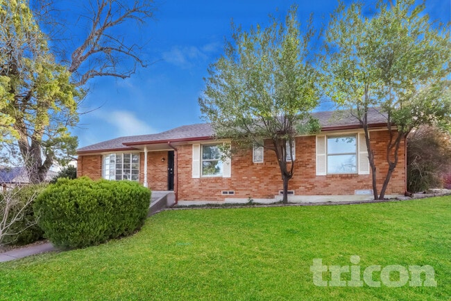 property at 3240 Springwood Ln