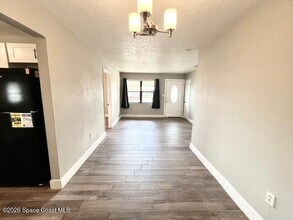 1378 Eva Ln in Melbourne, FL - Building Photo - Building Photo