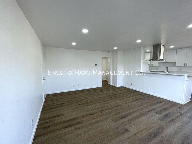 4300 E 5th St in Long Beach, CA - Building Photo - Building Photo