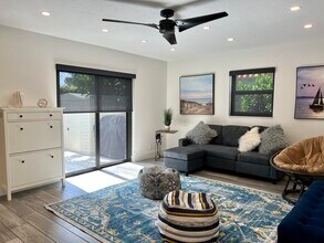 1251 S Federal Hwy in Boca Raton, FL - Building Photo - Building Photo