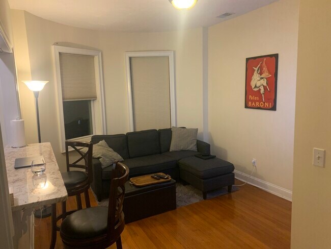 1867 Beacon St, Unit 1-bed 1 bath Brookline in Brookline, MA - Building Photo - Building Photo