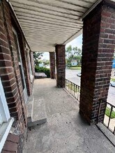 5134 Caniff Ave in Hamtramck, MI - Foto de edificio - Building Photo