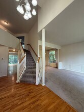 2907 NE 196th St in Shoreline, WA - Building Photo - Building Photo