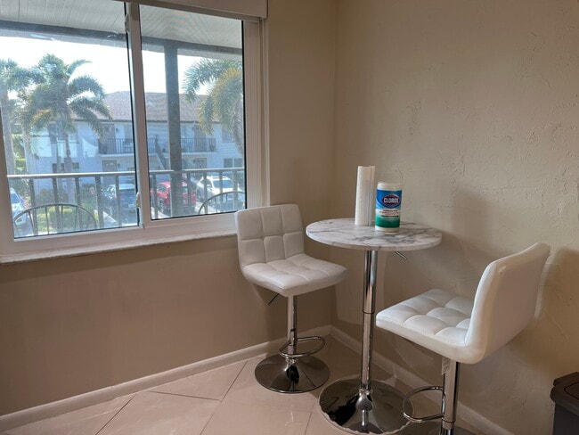 3631 Arctic Cir in Naples, FL - Building Photo - Building Photo