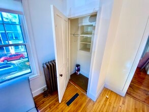 4 Avalon Pl, Unit 2 in Worcester, MA - Foto de edificio - Building Photo