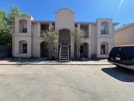 512 Norwich Loop in Laredo, TX - Building Photo