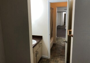 2108 Northeast 38th Avenue in Ocala, FL - Building Photo - Building Photo