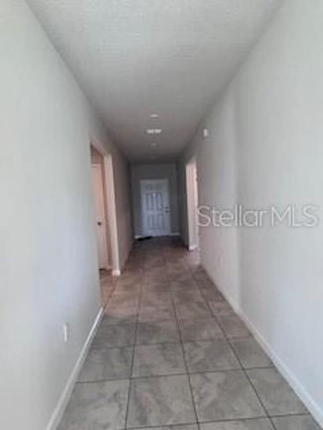 1105 Lexington Ln in Haines City, FL - Building Photo - Building Photo