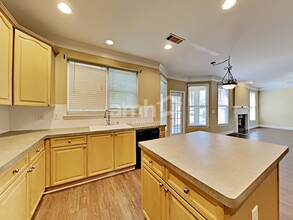 1238 Wood Iris Ln in Lawrenceville, GA - Building Photo - Building Photo