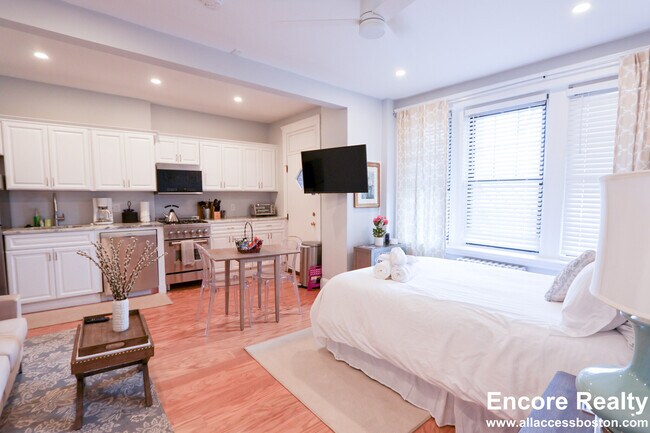 185 Chestnut Hill Ave in Boston, MA - Building Photo - Building Photo