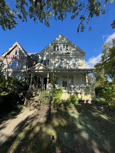 45 Saint Johns Pl, Unit 45 Lower