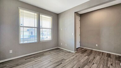 17156 W Lincoln St in Goodyear, AZ - Building Photo - Building Photo