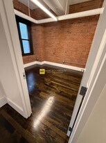 190 High St, Unit 5 in Boston, MA - Building Photo
