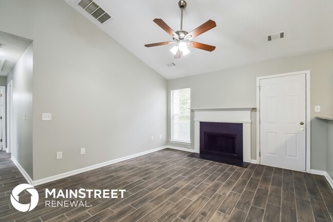 9407 Rollinghills Dr in Jonesboro, GA - Building Photo - Building Photo