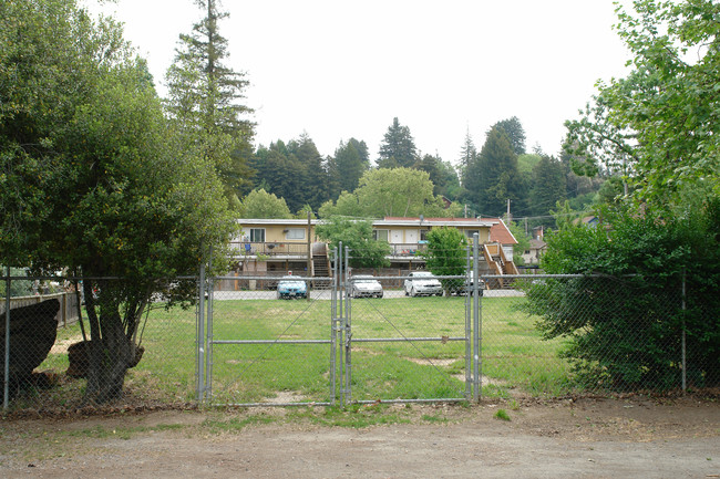 14101-14119 Mill St in Guerneville, CA - Building Photo - Building Photo