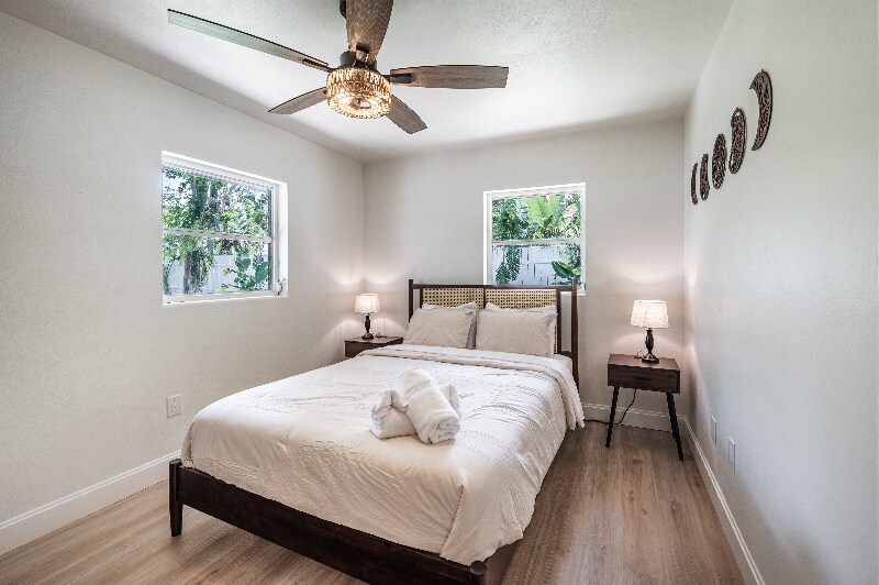 1829 Towhee Ln in Sarasota, FL - Foto de edificio