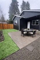 1331 Lenore Dr in Tacoma, WA - Building Photo