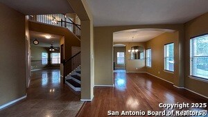515 Park Point in San Antonio, TX - Foto de edificio - Building Photo