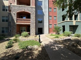 26 E Serene Ave in Las Vegas, NV - Building Photo