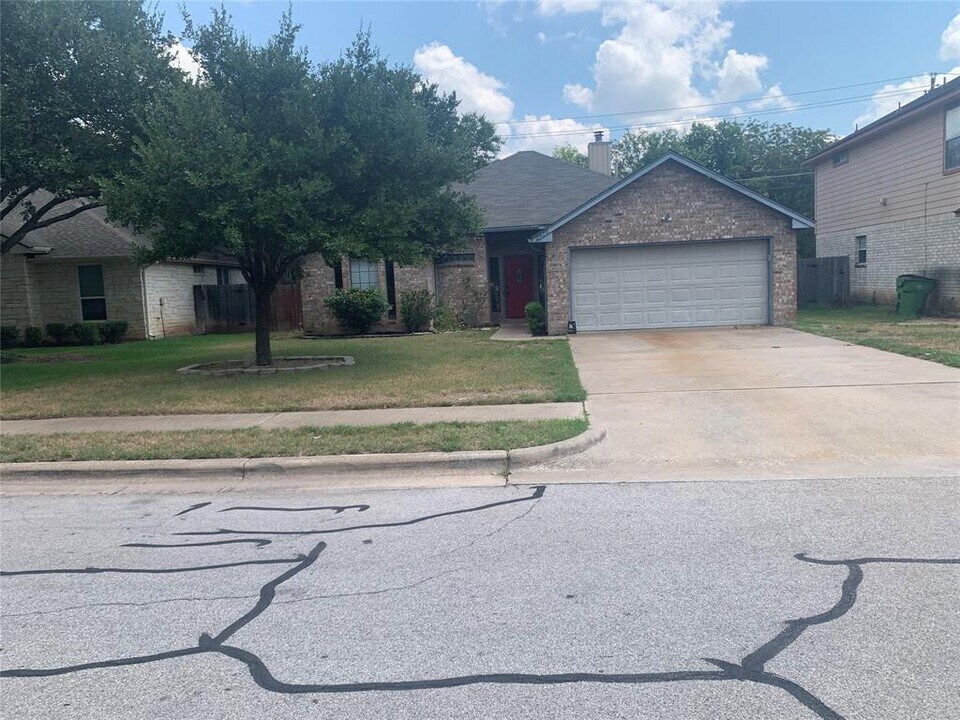 2610 Willow Way in Round Rock, TX - Building Photo