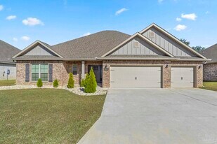 5065 Wheeler Way in Pensacola, FL - Building Photo