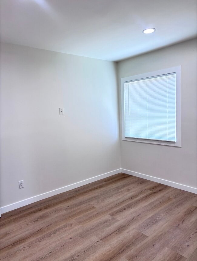 1416 W 130th St in Compton, CA - Building Photo - Building Photo