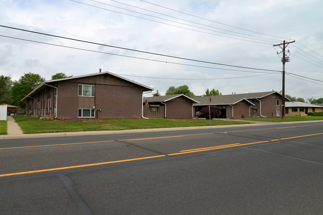 1229 Francis St in Longmont, CO - Building Photo