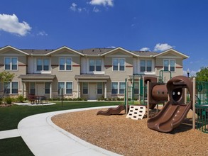 Crestshire Village in Dallas, TX - Building Photo - Building Photo