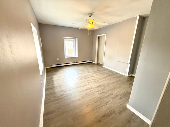 5901-3 Tulip St in Philadelphia, PA - Building Photo - Building Photo