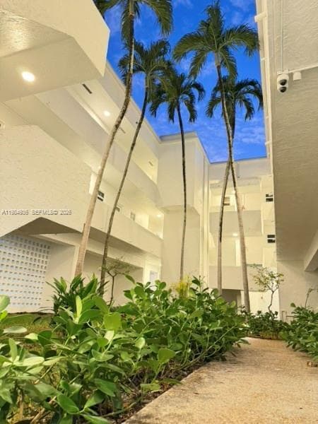1033 Lenox Ave. in Miami Beach, FL - Building Photo - Building Photo