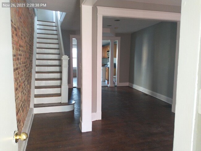 209 N Ellwood Ave in Baltimore, MD - Building Photo - Building Photo