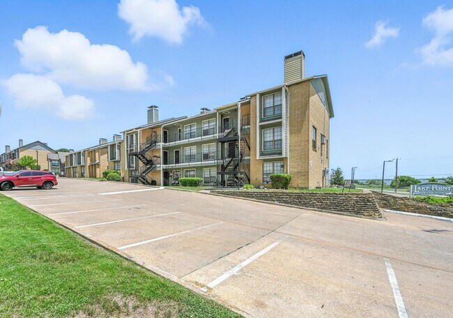 5801 Lake Hubbard Pkwy