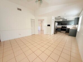 2645 Country Golf Dr in Wellington, FL - Building Photo - Building Photo