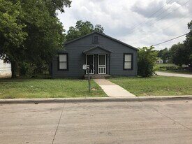 3300 Hanger Ave in Fort Worth, TX - Building Photo